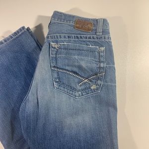 BKE buckle distressed Tyler jeans size 32